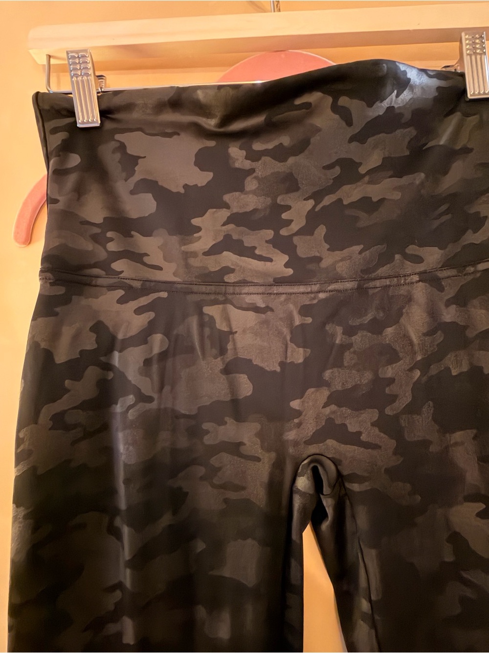 SPANX Black Camo High-Rise Leggings - Picture 3 of 4